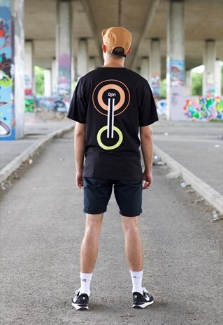 OVERSIZED SHORT SLEEVED T-SHIRT IN BLACK