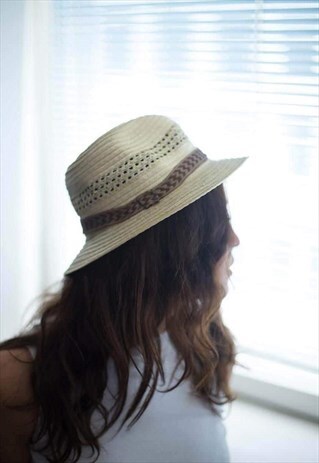 VINTAGE 80'S STRAW HAT