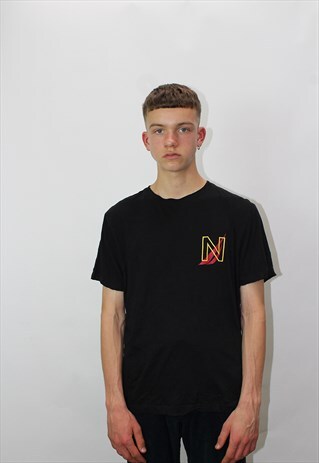 VINTAGE NAUTICA T-SHIRT