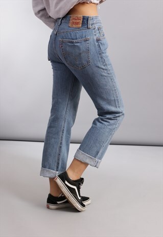 VINTAGE HIGH WAISTED JEANS Q32