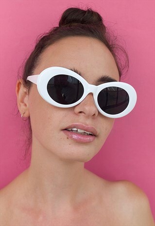 WHITE OVAL SUNGLASSESS