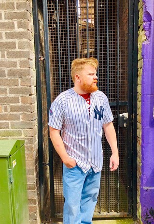 VINTAGE NEW YORK YANKIES BASEBALL JERSEY