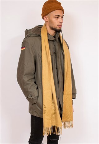 BURBERRY YELLOW CASHMERE SCARF