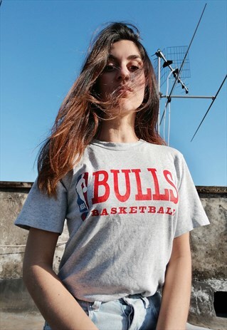 RARE CHAMPION BULLS T-SHIRT