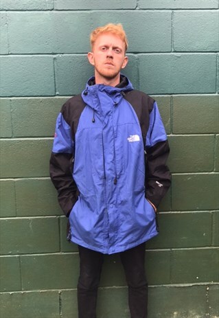 VINTAGE NORTH FACE GORE-TEX JACKET