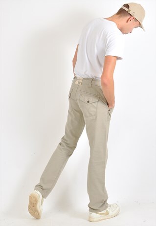 VINTAGE 90'S LEVI'S JEANS IN BEIGE