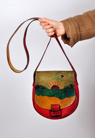 VINTAGE '90S HIPPY BOHO PAINTED RED LEATHER BAG