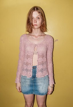 Vintage Y2K cute crochet buttoned top in baby pink