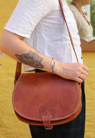 VINTAGE 90'S TAN SADDLE SATCHEL CROSS BODY BAG MEDIUM