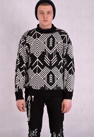 ABSTRACT PATTERN BLACK AND WHITE 90S STYLE SWEATER