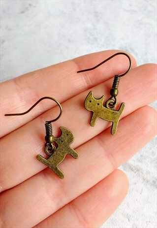 MINI ABSTRACT CAT EARRINGS