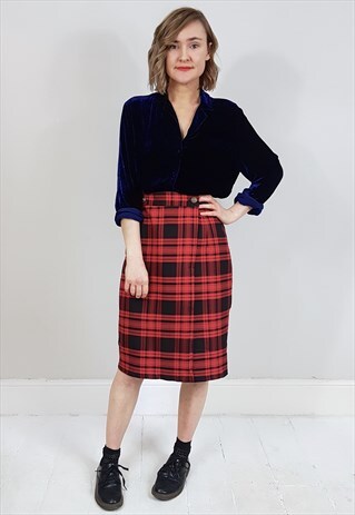VINTAGE 80'S RED GINGHAM GOLD BUTTON FASTENING SKIRT