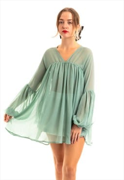 Oversized Blouse in Mint Green with Balloon Sleeve