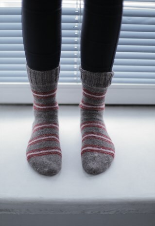 BROWN STRIPED HANDMADE KNITTED WOOL SOCKS