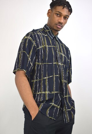 VINTAGE 90S BLACK YELLOW LINES PRINT SHIRT