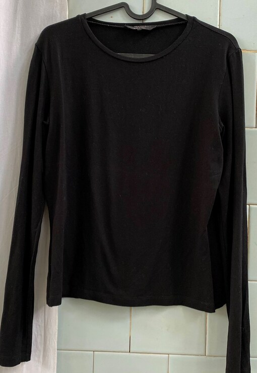 garment image