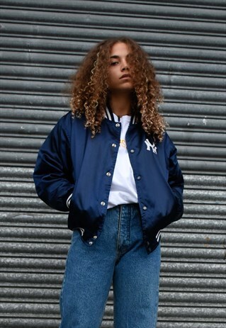 VINTAGE NEW YORK YANKEES NAVY SATIN BASEBALL / BOMBER JACKET