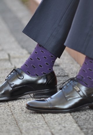 ULTRA VIOLET SOCKS WITH PURPLE RINGS