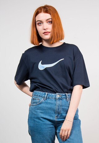 VINTAGE 90'S NAVY NIKE T-SHIRT