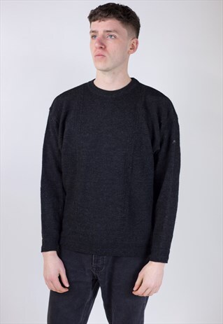 VINTAGE HUGO BOSS BLACK LIGHT JUMPER