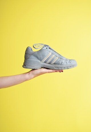 CUTE 90'S RETRO ADIDAS ATHLEISURE SPORTS VARSITY SNEAKERS