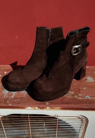 90'S SUEDE ANKLE BOOTS