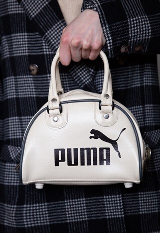 Y2K VINTAGE PUMA WHITE / BEIGE BOWLING BAG PURSE