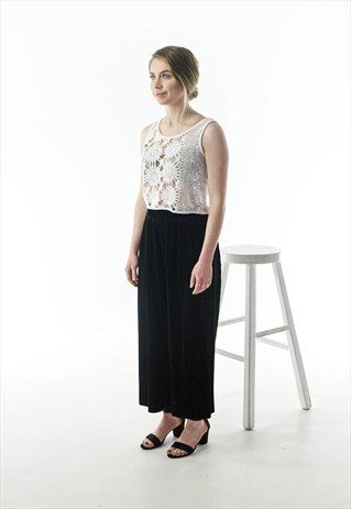 CROCHET SLEEVELESS VEST / WHITE SEE THROUGH TOP