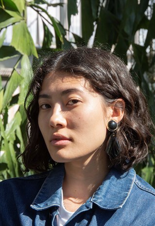 VINTAGE BLACK PENDANT CLIP-ON EARRINGS