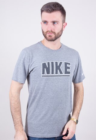 VINTAGE T-SHIRT NIKE