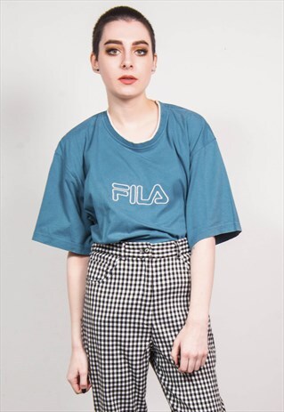 VINTAGE 90'S FILA EMBROIDERED T-SHIRT