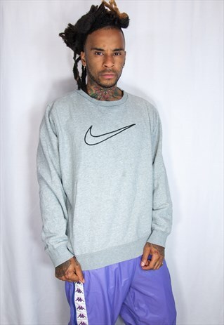 NIKE EMBROIDED SWEATSHIRT