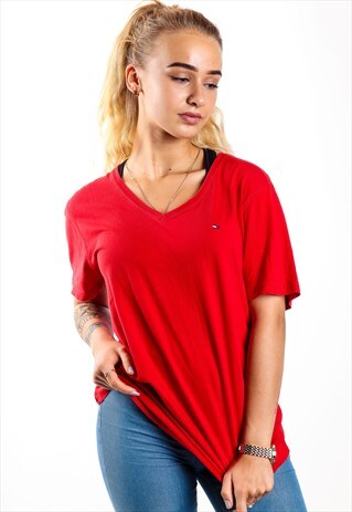 VINTAGE TOMMY HILFIGER V-NECK T-SHIRT T243