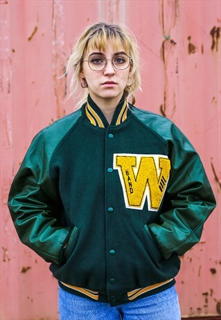 AMERICAN VARSITY JACKET WITH LEATHER SLEEVES