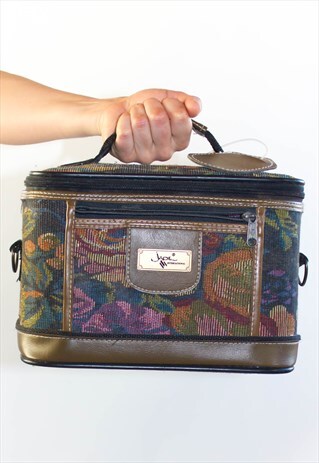 90'S EMBROIDERED / TAPESTRY VANITY CASE