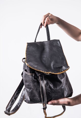 VINTAGE DARK BROWN LEATHER RUCKSACK