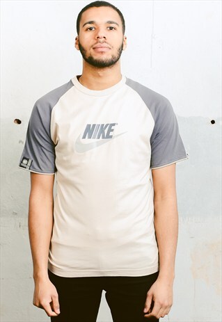VINTAGE NIKE T-SHIRT