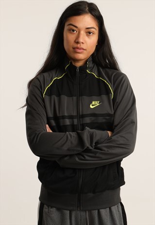 VINTAGE NIKE JACKET