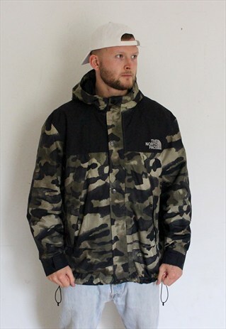 NORTH FACE CAMO MOUNTAIN JACKET XL